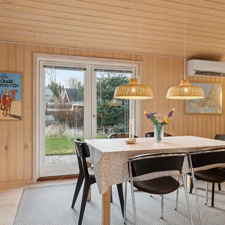 Cozy Summer House In North Jutland 펜션