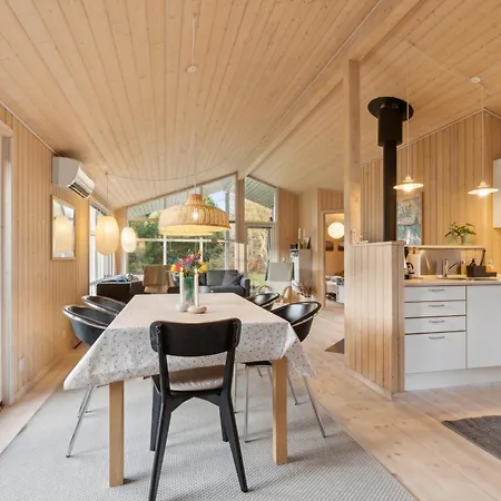 Holiday home Cozy Summer House In North Jutland Fjerritslev